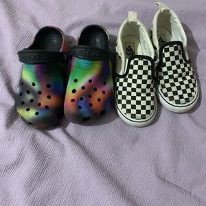 Unisex kid shoes size 9.5